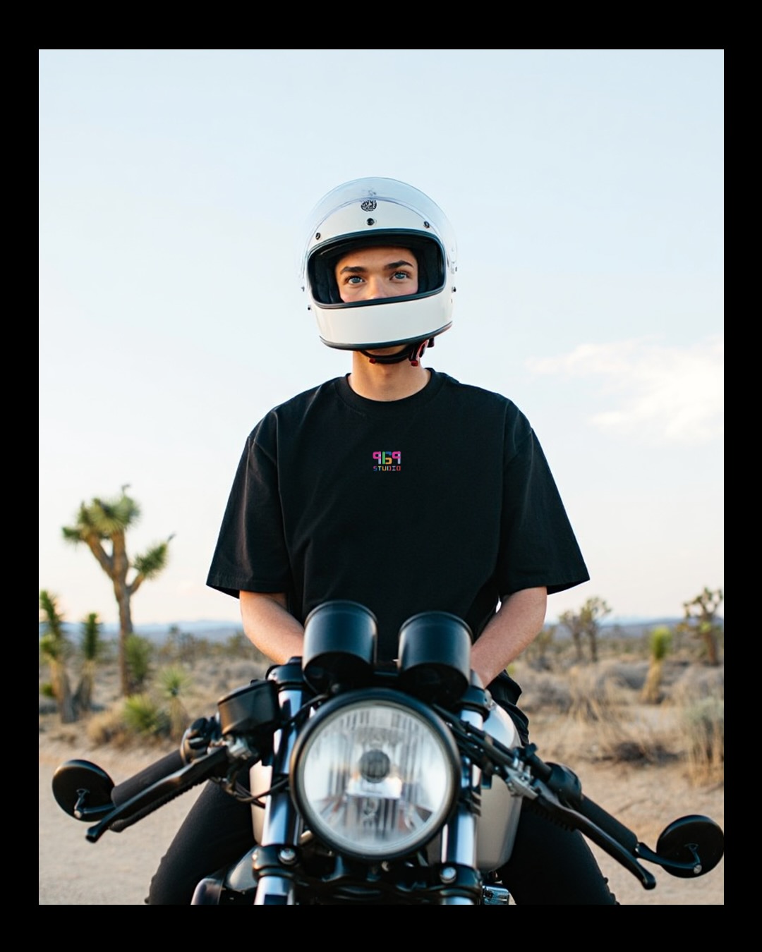 WEARABLE ART T-SHIRT - Image 6